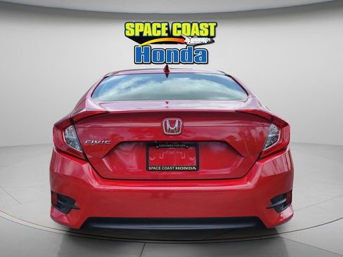 Used 2018 Honda Civic EX image 6