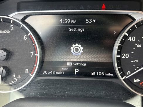 Used 2023 Nissan Rogue S AWD/4WD image 28
