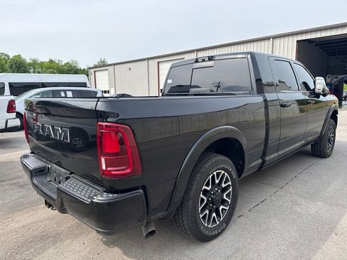 Used 2025 RAM 2500 Limited AWD/4WD image 5