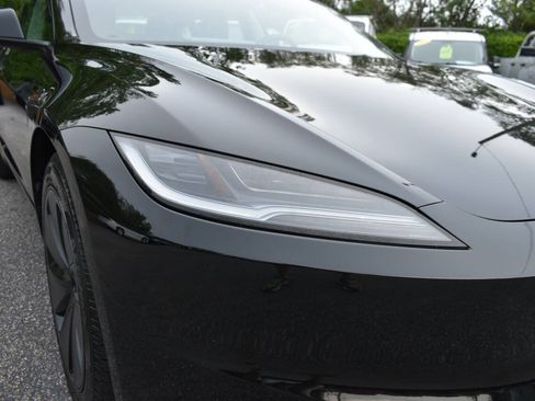 Used 2024 Tesla Model 3 Long Range AWD/4WD image 41