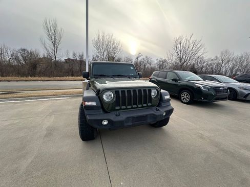 Used 2020 Jeep Wrangler Unlimited Sport S image 1