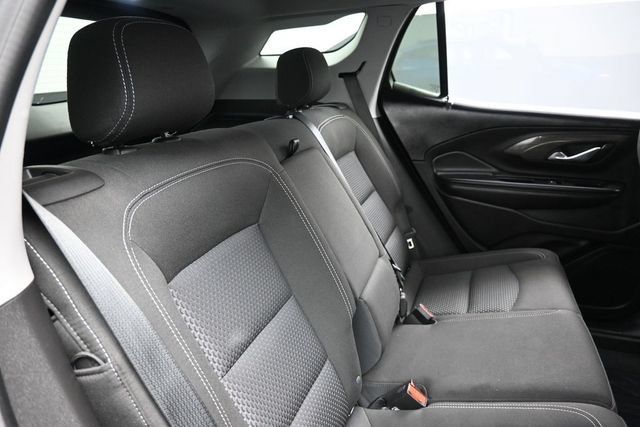 Used 2024 GMC Terrain SLE w/ Driver Convenience Package FWD image 28