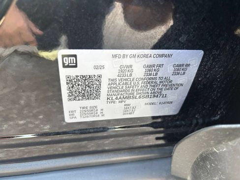 Used 2025 Buick Encore GX Preferred FWD image 28