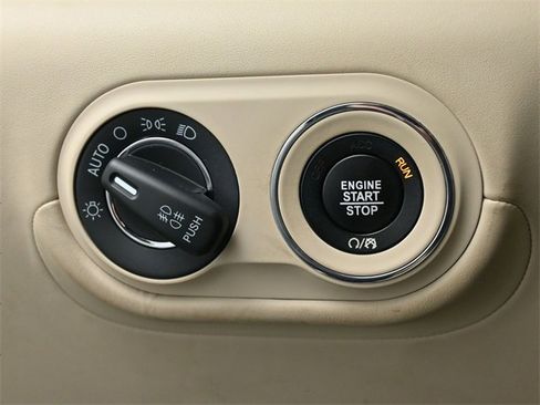 Used 2022 Maserati Levante Modena image 38