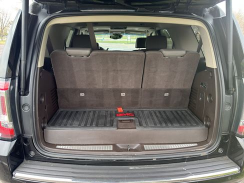 Used 2017 GMC Yukon Denali w/ Open Road Package image 16