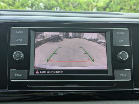 Certified 2023 Volkswagen Taos S FWD image 20