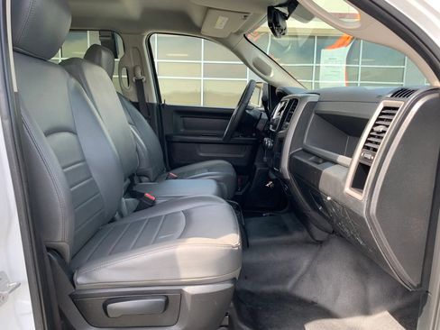 Used 2015 RAM 3500 Tradesman image 25