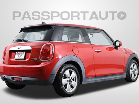 Used 2015 MINI Cooper 2-Door Hardtop FWD image 7