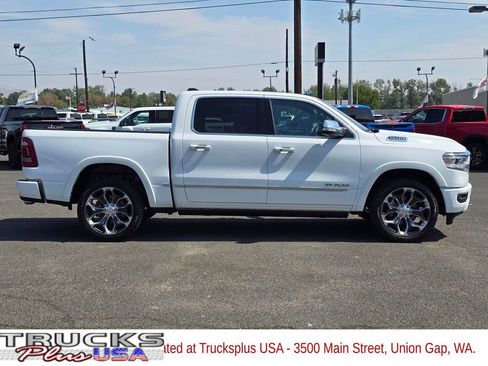 Used 2022 RAM 1500 Limited w/ Body-Colour Bumper Group image 6