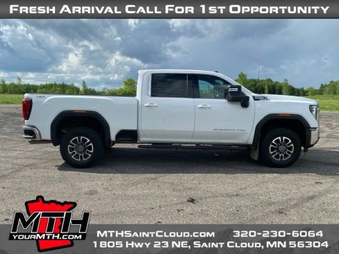 Used 2024 GMC Sierra 2500 SLE w/ SLE Convenience Package AWD/4WD image 1