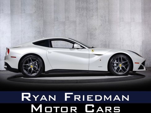 Used 2014 Ferrari F12 Berlinetta RWD image 1