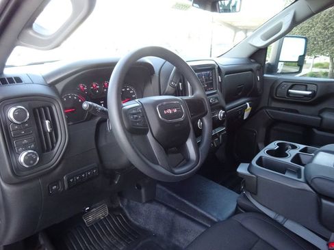 New 2026 GMC Sierra 2500 Pro w/ Convenience Package AWD/4WD image 11