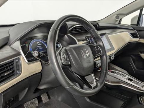 Used 2018 Honda Clarity Touring image 19
