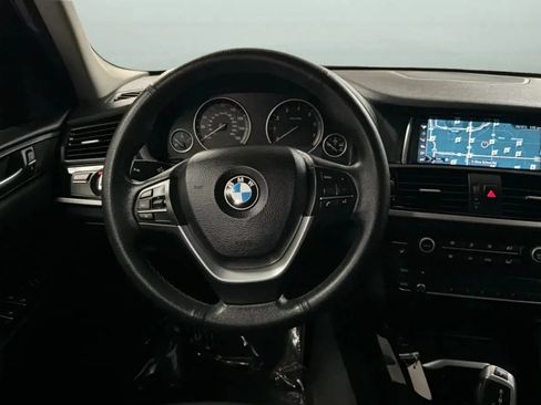 Used 2017 BMW X3 sDrive28i RWD image 10