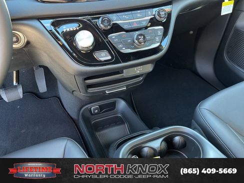 New 2026 Chrysler Voyager LX image 11