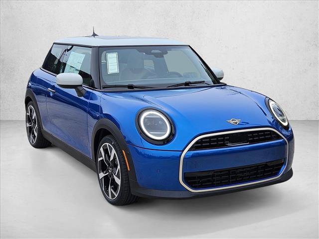 Used 2026 MINI Cooper 2-Door Hardtop FWD image 6
