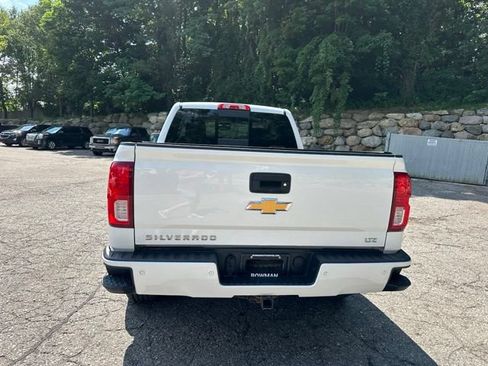 Used 2018 Chevrolet Silverado 1500 LTZ Z71 w/ LTZ Plus Package AWD/4WD image 4