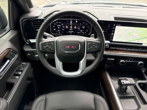 Used 2026 GMC Sierra 1500 Elevation w/ Elevation Premium Package AWD/4WD image 12
