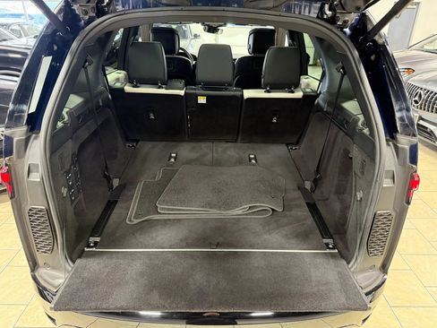 Used 2022 Land Rover Discovery HSE R-Dynamic image 28