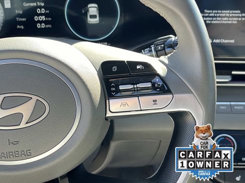 Used 2024 Hyundai Elantra SEL w/ Convenience Package image 29