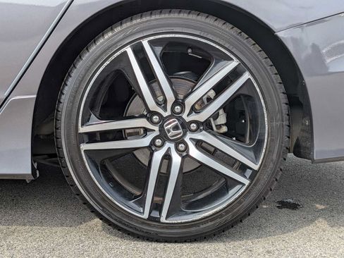 Used 2016 Honda Accord Sport image 12