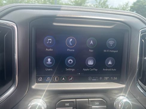 Used 2021 GMC Sierra 2500 AT4 w/ AT4 Premium Plus Package AWD/4WD image 16