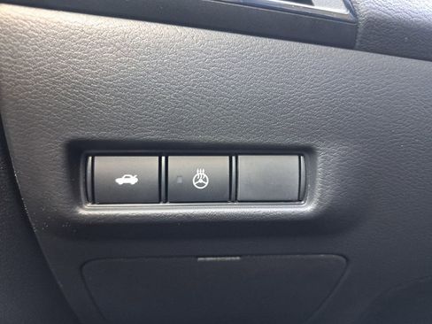 Used 2026 Nissan Sentra SV w/ SV Convenience Package FWD image 16
