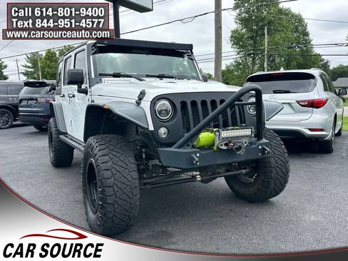 Used 2016 Jeep Wrangler Unlimited Sport w/ Connectivity Group AWD/4WD image 8