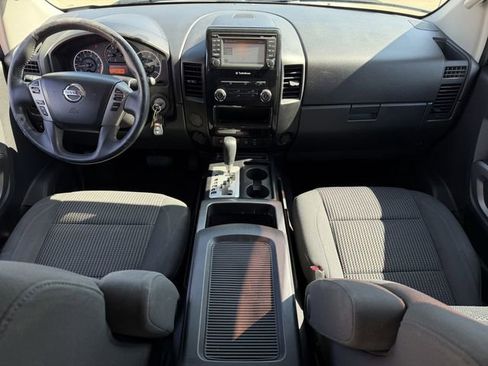 Used 2015 Nissan Titan SV w/ SV Value Truck Package image 12
