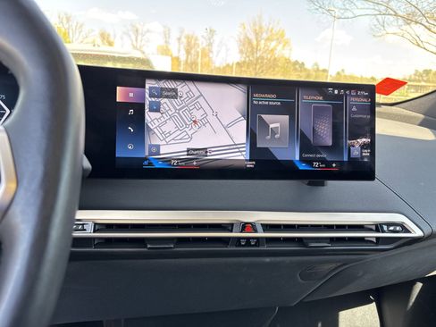 Used 2023 BMW iX M60 w/ Executive Package image 31