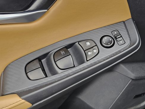 Used 2024 Nissan Sentra SV w/ SV Premium Package FWD image 14