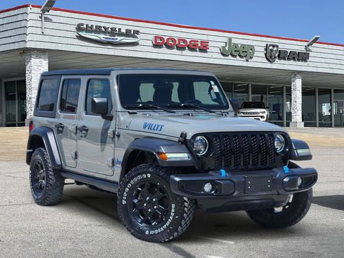 Used 2023 Jeep Wrangler Unlimited w/ Cold Weather Group AWD/4WD image 1