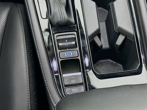 Used 2024 Honda Accord Touring image 17