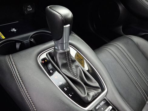 Used 2024 Honda HR-V EX-L image 15