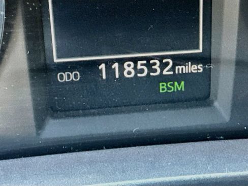 Used 2016 Toyota RAV4 SE FWD image 13