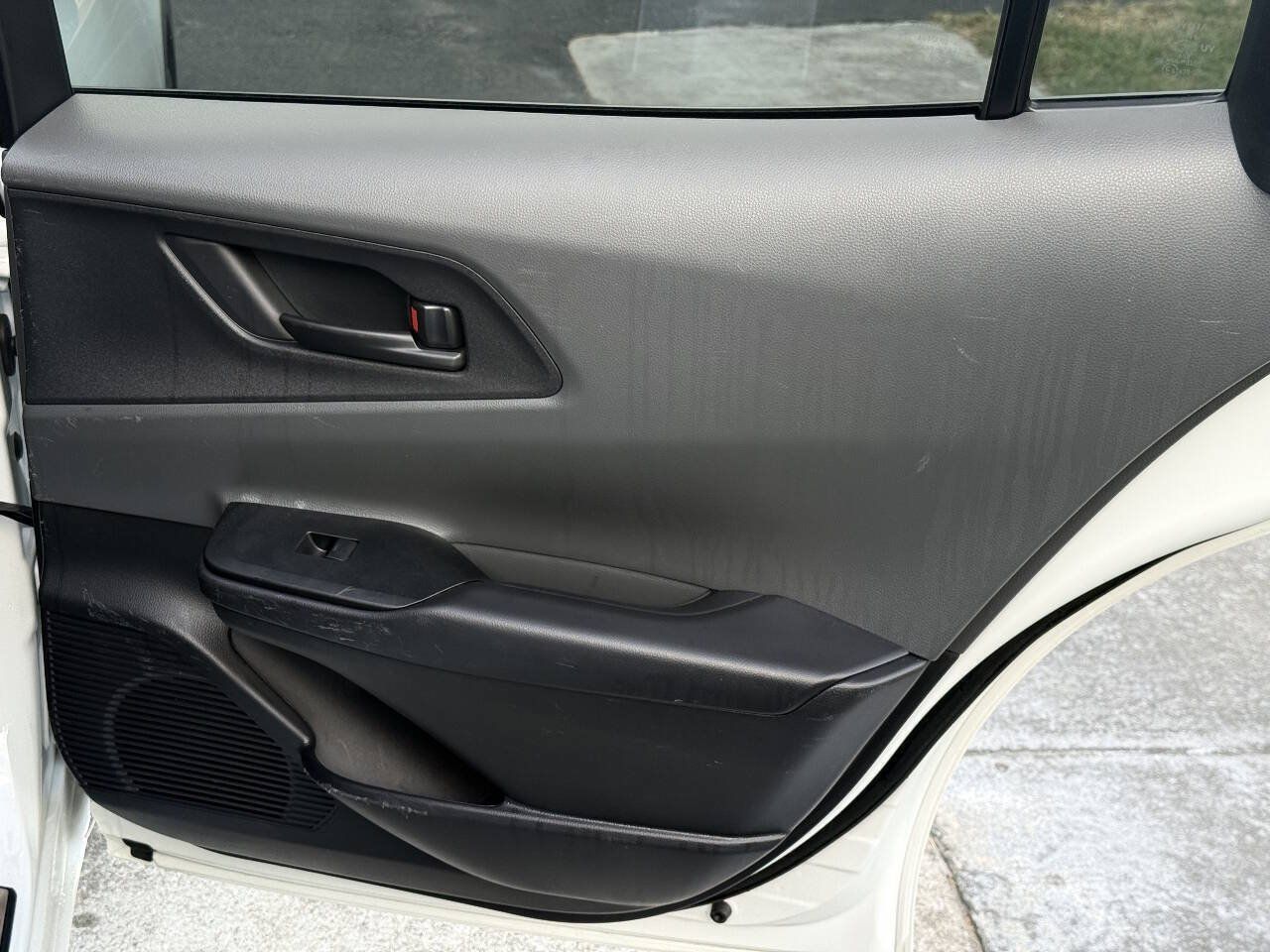 Used 2024 Toyota Prius LE FWD image 21