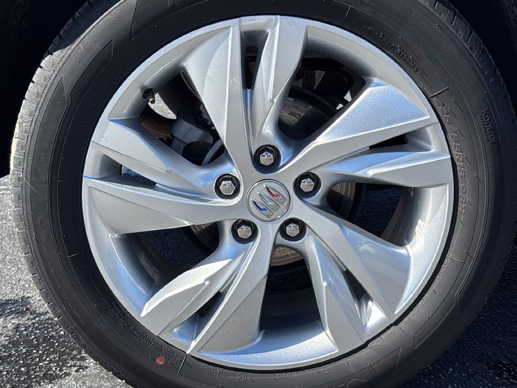 Used 2024 Buick Encore GX Preferred w/ Comfort Package FWD image 24