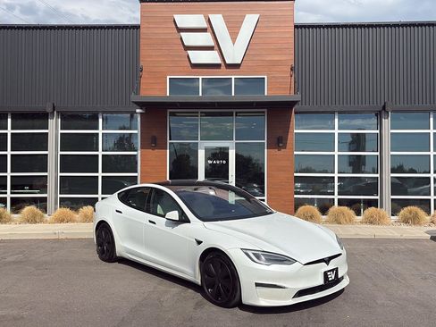 Used 2022 Tesla Model S Plaid AWD/4WD image 1