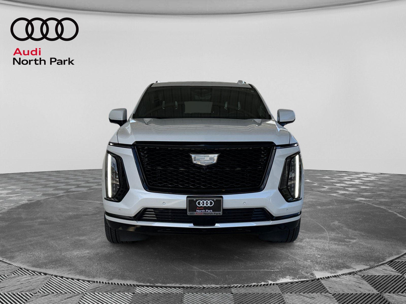 Used 2025 Cadillac Escalade Sport w/ Touring Package AWD/4WD image 8