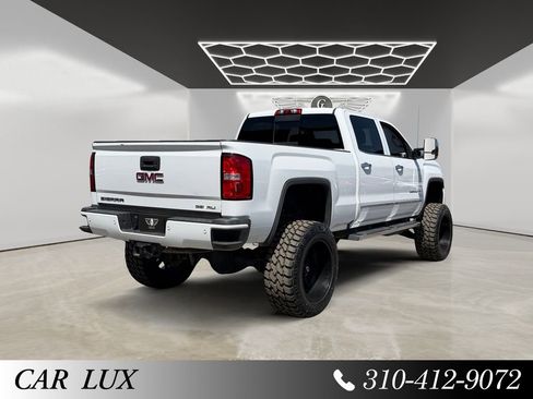 Used 2017 GMC Sierra 2500 Denali w/ Duramax Plus Package AWD/4WD image 5