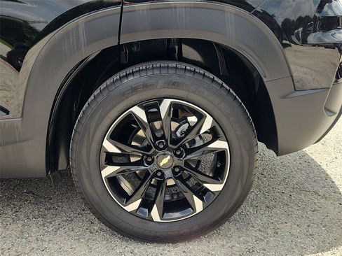 Used 2023 Chevrolet TrailBlazer RS FWD image 30