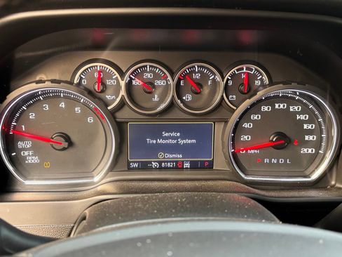 Used 2021 Chevrolet Silverado 1500 LT w/ Work Truck Package AWD/4WD image 10