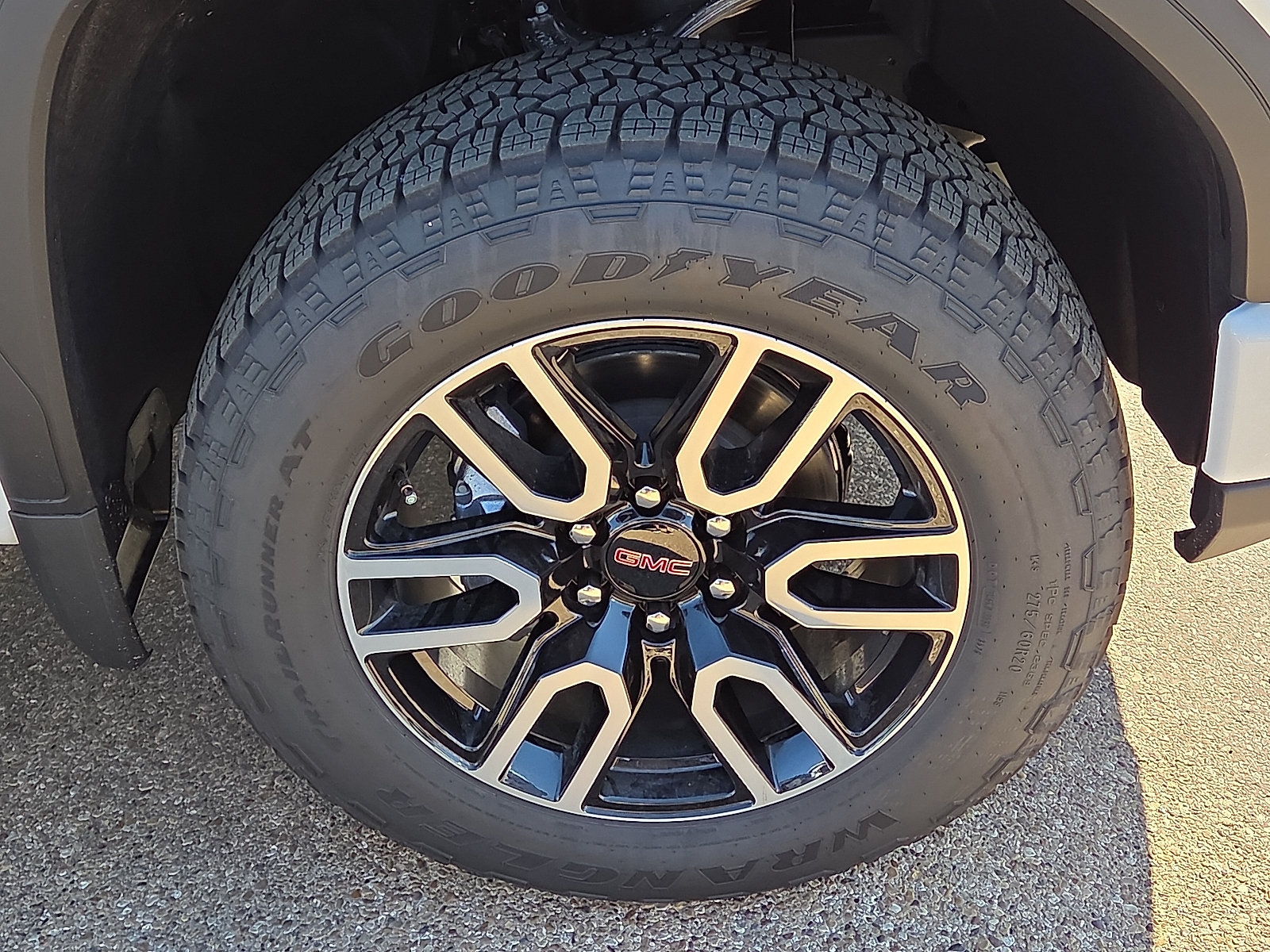 New 2026 GMC Sierra 1500 AT4 w/ AT4 Premium Package AWD/4WD image 7