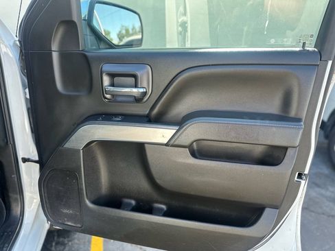 Used 2019 Chevrolet Silverado 1500 LT RWD image 26