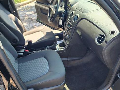 Used 2010 Chevrolet HHR LS FWD image 14