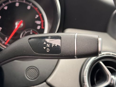 Used 2018 Mercedes-Benz CLA 250 4MATIC w/ AMG Line Exterior image 19