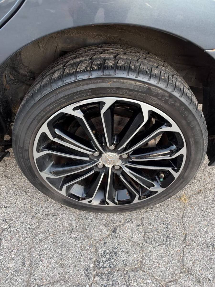 Used 2016 Toyota Corolla S FWD image 25