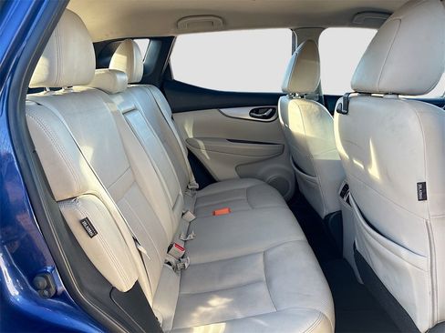 Used 2020 Nissan Rogue Sport SL image 26