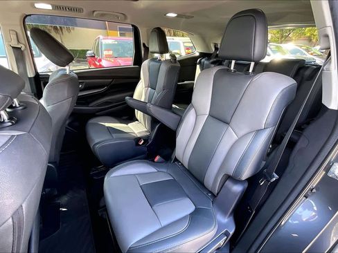 Used 2022 Subaru Ascent Onyx Edition image 25