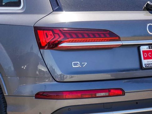 Used 2023 Audi Q7 2.0T Premium Plus w/ Premium Plus Package AWD/4WD image 5